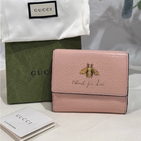 GUCCI Blind For Love Bee Accent Compact Wallet COA - Picture 8 of 16